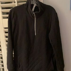 quitted heavy sweatshirt! only worn a couple times. very warm!